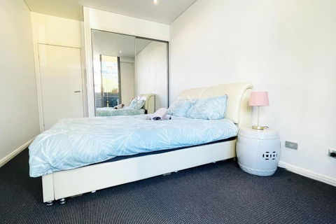 New Comfy Stylish Apt In Rhodes Next To Train N Shopping Center - VIC Tourism 3