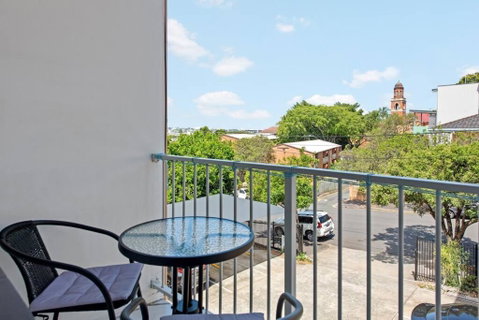 New Farm Nest- 2Bed 1Bath Balcony - VIC Tourism 2