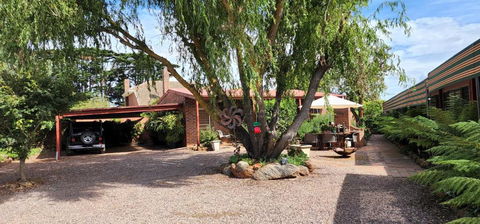 New Horizons Farm Stay - VIC Tourism 2