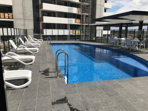 New Luxurious Skyview 2Bedroom Apartment Liverpool - VIC Tourism 2