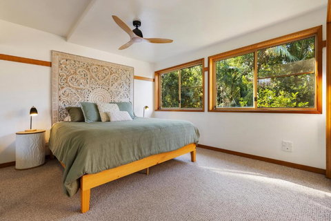 NEW Luxury Angourie Villa! Dream Location, WiFi ++ - VIC Tourism 2