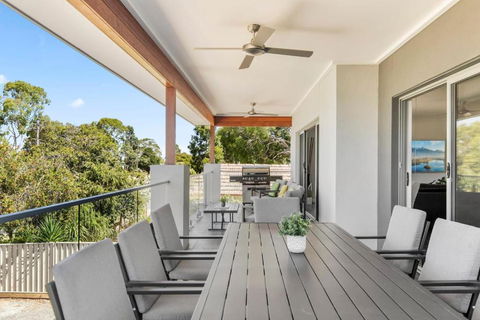 NEW - Sunrise Waters Holiday House - VIC Tourism 3