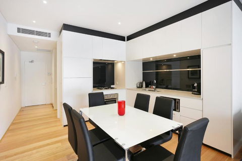 New York On Riley - Split-Level Executive 2BR Darlinghurst Apartment With A New York Feel - VIC Tourism 2