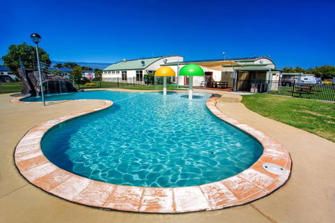 NRMA Warrnambool Riverside Holiday Park - VIC Tourism 1