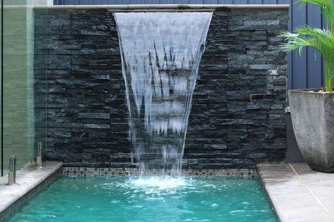 Newtown Vibes With Pool & Parking - VIC Tourism 0