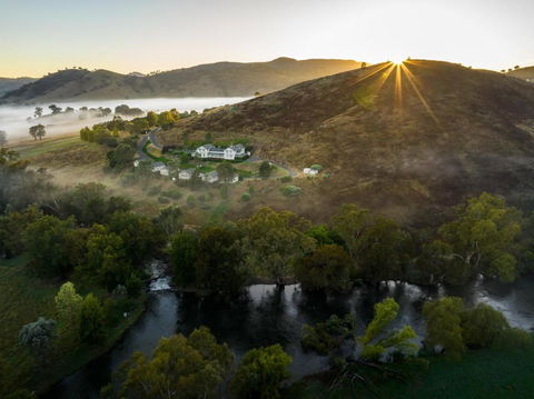 Nimbo Fork Lodge - VIC Tourism 0