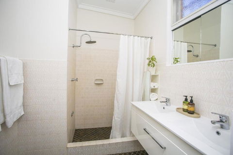 NOR214 - Northstead Coastal Charm - VIC Tourism 3