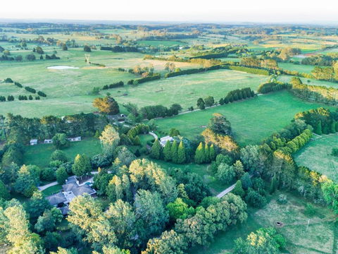 Normandie Park Exeter - VIC Tourism 0