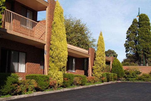 Nunawading Motor Inn - VIC Tourism 0