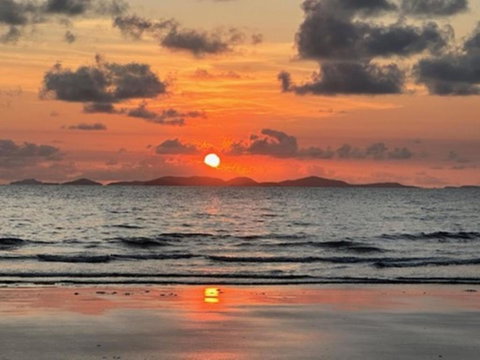 Oasis Two On Farnborough - VIC Tourism 1