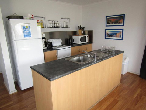 Ocean 17 - VIC Tourism 1