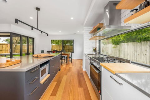 Ocean Oasis On Kenneth - VIC Tourism 2