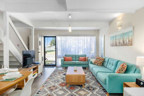 Ocean Cove - VIC Tourism 2