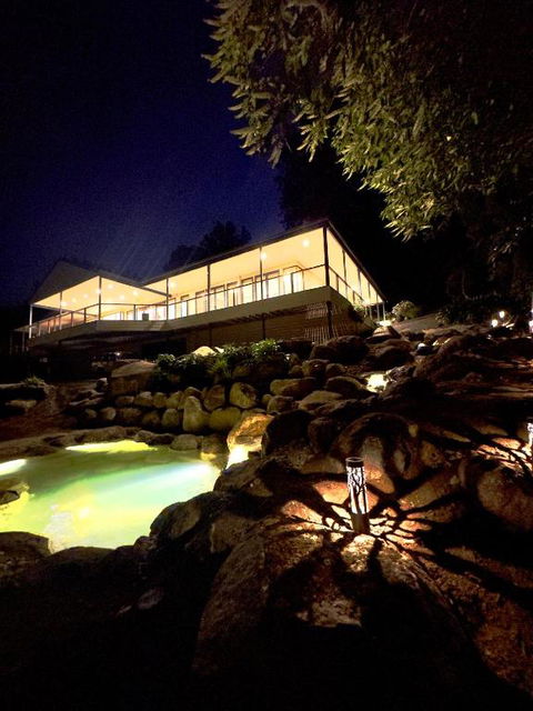 Olinda Cascade Waterfall Mountain View Retreat - VIC Tourism 0