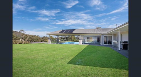 ON Keppies - BnB - Family Farm & Wedding Guest Accommodation Paterson NSW - VIC Tourism 1