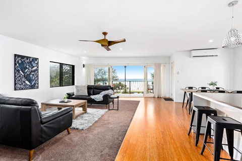 Oceanfront Apartments In Surfers Paradise At Driftwood - Privately Managed - Pet Friendly - VIC Tourism 0