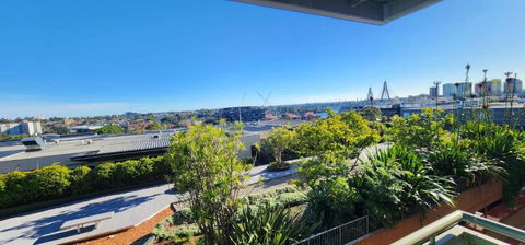 One-Bedroom Apartment In Goldsbrough Suites - VIC Tourism 3