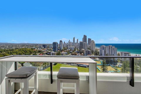 Opus Luxe 21st Flr Stunning Ocean Views - VIC Tourism 2