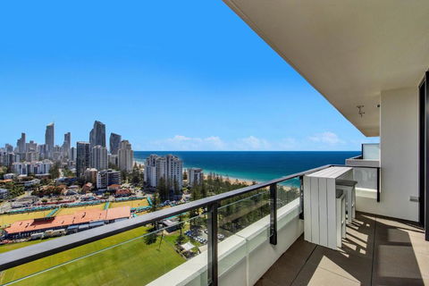 Opus Luxe 21st Flr Stunning Ocean Views - VIC Tourism 0