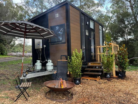 Orange 1 By Tiny Away - VIC Tourism 0