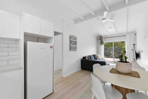 PA2 Stunning Sunshine Beach Apt Pets Welcome - VIC Tourism 1