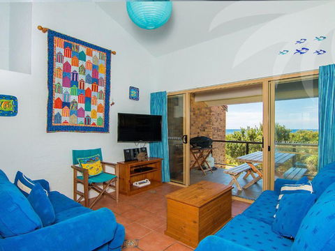 Oceanside 20 Sapphire - VIC Tourism 1