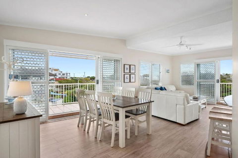 Ocean View Unit With Private Rooftop - VIC Tourism 0