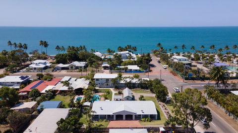 Palm View Holiday Apartments - VIC Tourism 2
