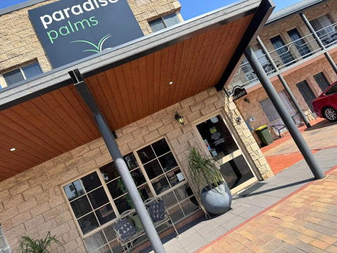 Paradise Palms - VIC Tourism 3