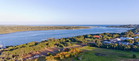 Paradise View - VIC Tourism 2