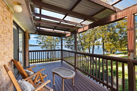 Parkway Lakehouse - VIC Tourism 2