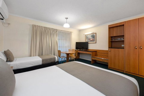 Pegasus Motor Inn And Serviced Apartments - VIC Tourism 1