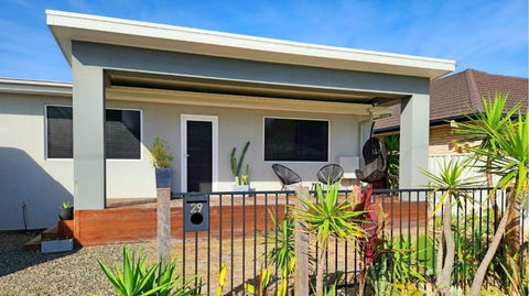Pelican Lake Retreat - VIC Tourism 0