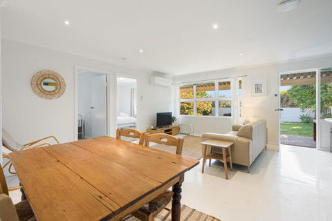 Peaceful Seaside Cottage - VIC Tourism 2