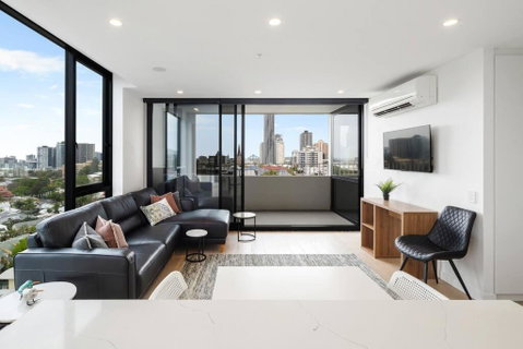 Perfect Haven In Spring Hill 2B1B And Parking - VIC Tourism 0