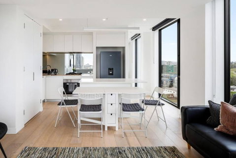 Perfect Haven In Spring Hill 2B1B And Parking - VIC Tourism 1