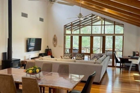 Pine View Cottage - Pet Friendly - Cowaramup - VIC Tourism 1