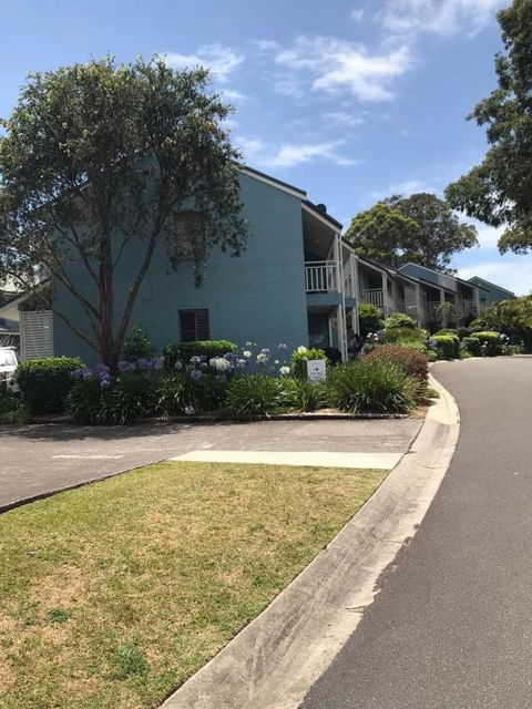 Poppies Lakeview Terrace - 2 Bedroom - VIC Tourism 1