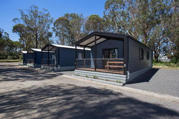 Portland Tourist Park with VIC Tourism