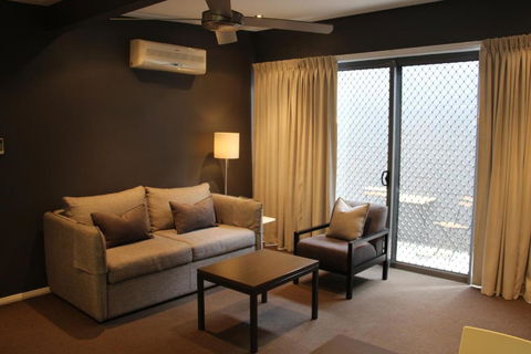 Portman House - VIC Tourism 3
