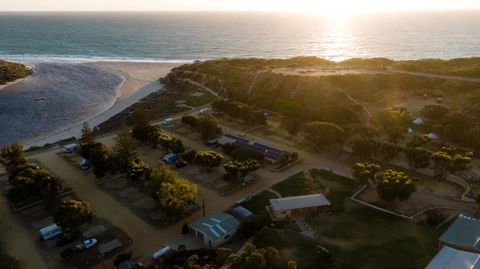 Pure Glamping Guilderton - VIC Tourism 1