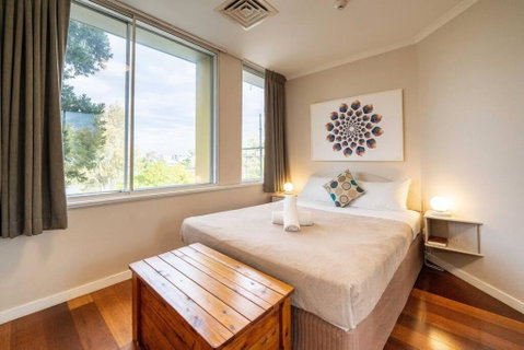Quaint Auchenflower 1B1B Apt W Parking Close To UQ - VIC Tourism 0