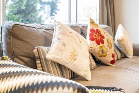Quaint Auchenflower 1B1B Apt W Parking Close To UQ - VIC Tourism 1