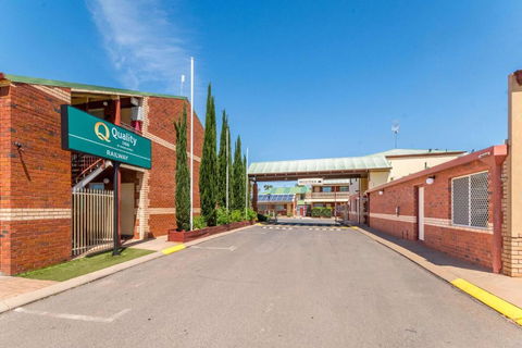 Quality Inn Railway Motel - VIC Tourism 1