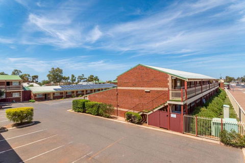 Quality Inn Railway Motel - VIC Tourism 2