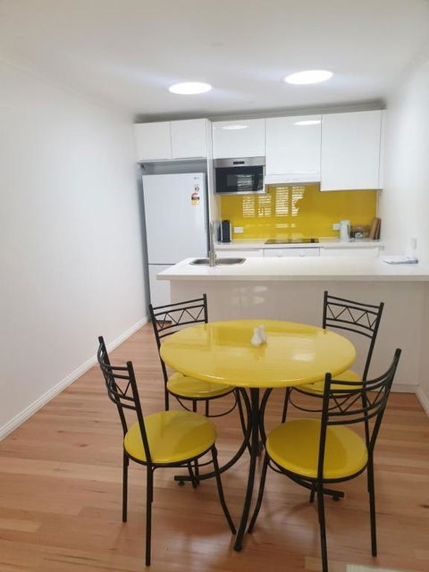 Race Course Apartments - VIC Tourism 2