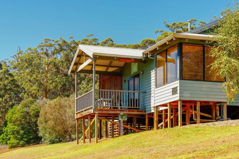 Rainbow Trail Chalets - VIC Tourism 3