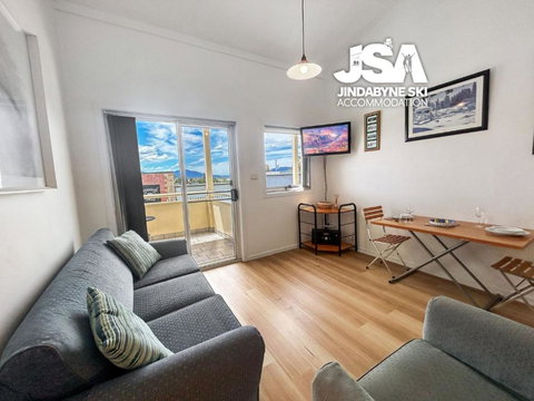 Razorback 3 - VIC Tourism 3