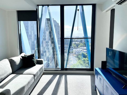 Readyset Apartments On Bouverie - VIC Tourism 3