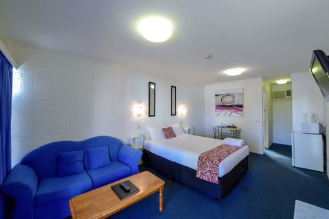 Aspley Motor Inn - VIC Tourism 3